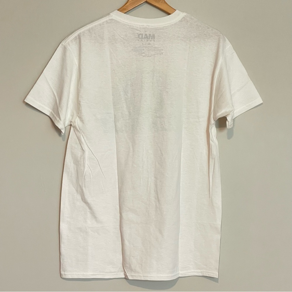 Mad Engine St Patrick's Day Feelin' Lucky Rainbow T-Shirt - Picture 4 of 5